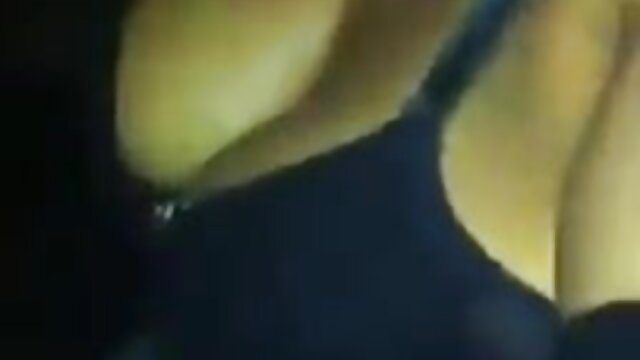 XXX sin registro  Blanca Lewin - En la video porno argentina madura cama