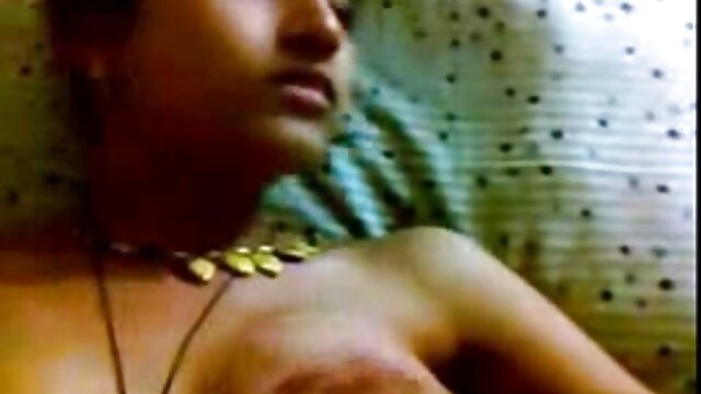 XXX sin registro  La milf Jana juega con su argentinas famosas follando lencería sexy